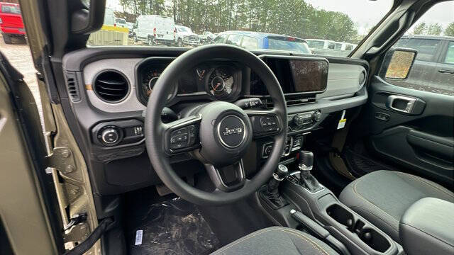 2026 Jeep Gladiator Sport