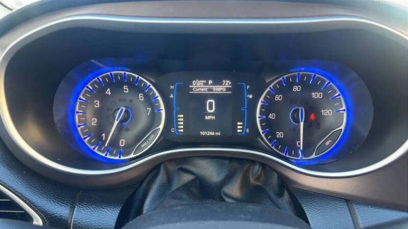 2017 Chrysler Pacifica Touring