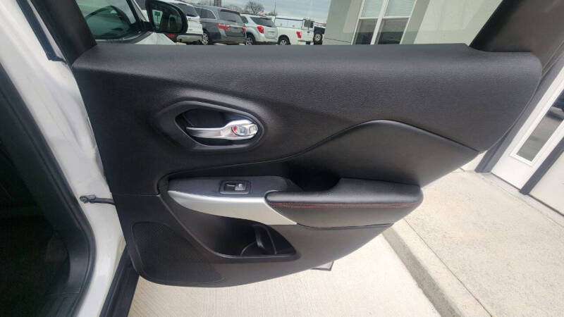 2017 Jeep Cherokee Trailhawk