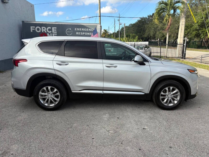 2019 Hyundai Santa Fe SE 2.4L