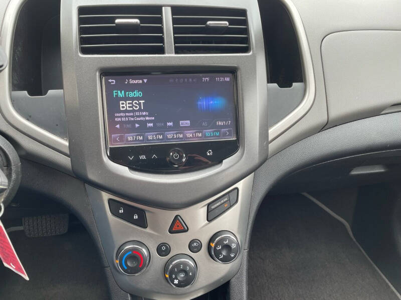 2015 Chevrolet Sonic LT Auto