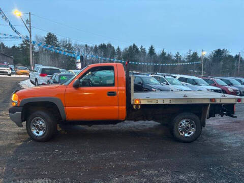2002 GMC Sierra 2500HD for sale at Upstate Auto Sales Inc. in Pittstown NY