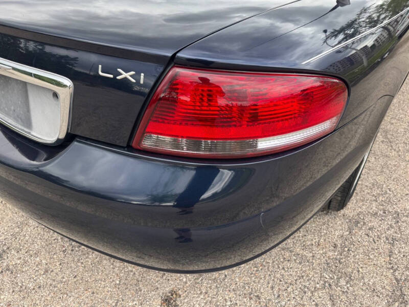 2004 Chrysler Sebring LXi