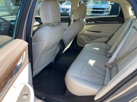 2018 Buick LaCrosse Preferred