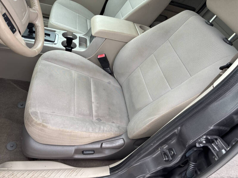 2011 Ford Escape XLT