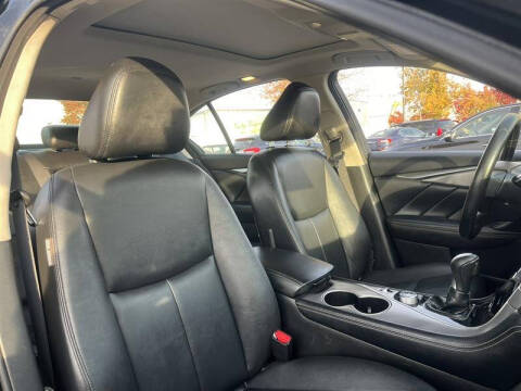 2017 Infiniti Q50 2.0T