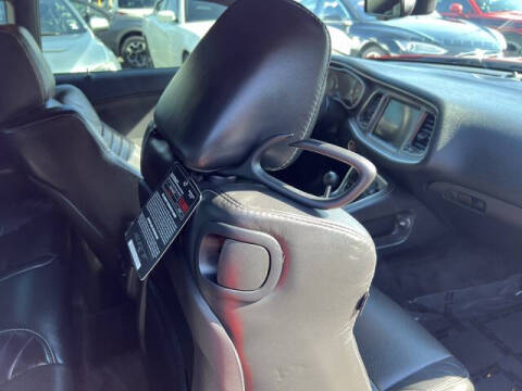 2015 Dodge Challenger SRT Hellcat