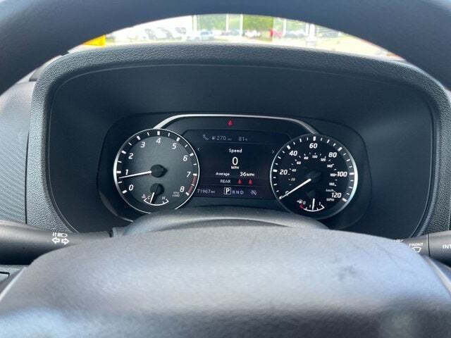 2023 Nissan Frontier 32