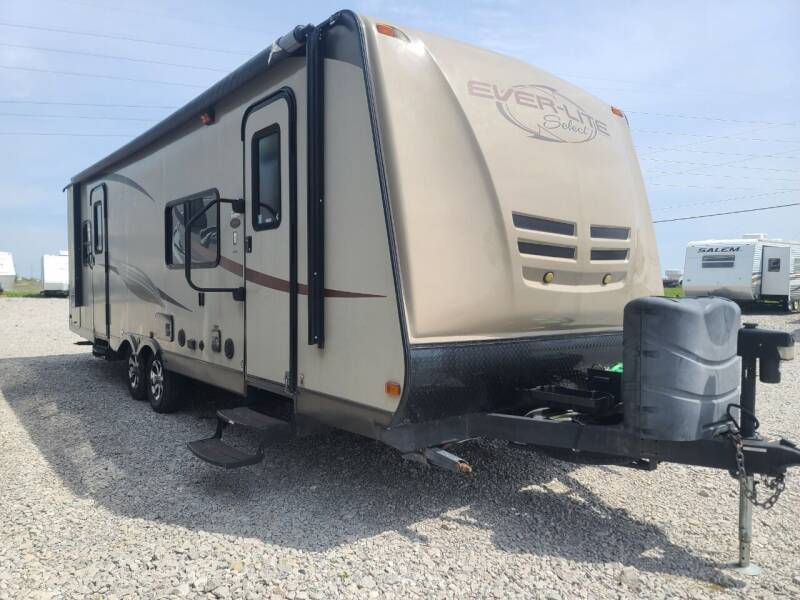 2013 Evergreen Ever-Lite Select S29FK for sale at Kentuckiana RV Wholesalers in Charlestown IN