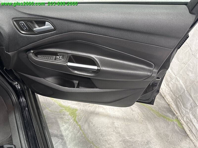 2017 Ford C-MAX Hybrid SE