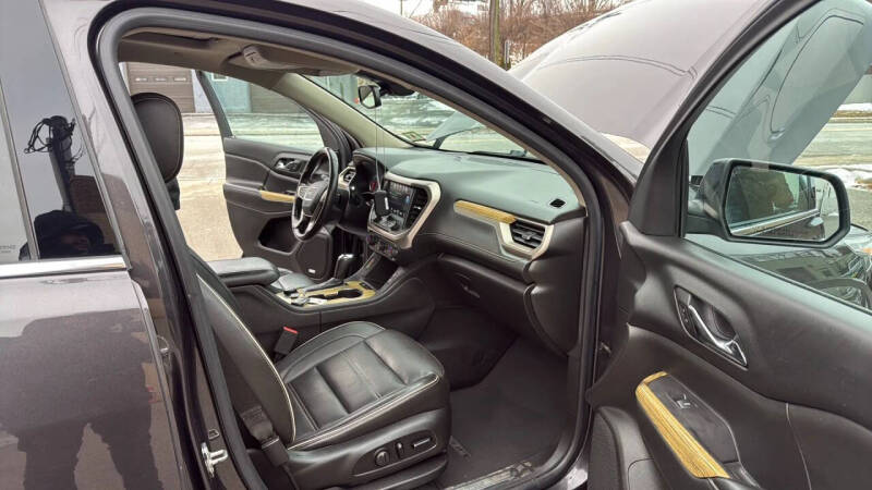 2018 GMC Acadia Denali