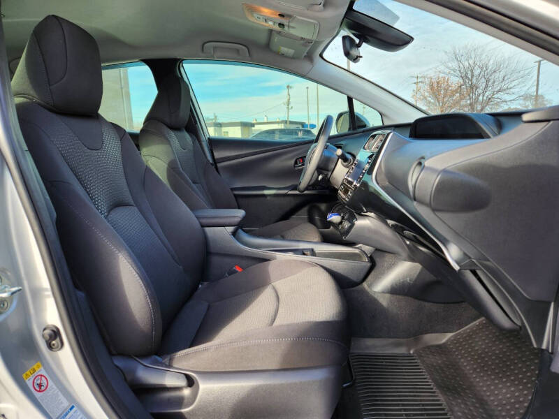 2022 Toyota Prius LE AWD-e