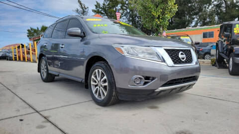 2016 Nissan Pathfinder SV