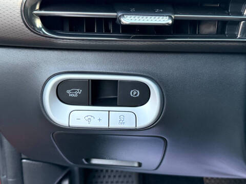 2023 Genesis GV60 Advanced