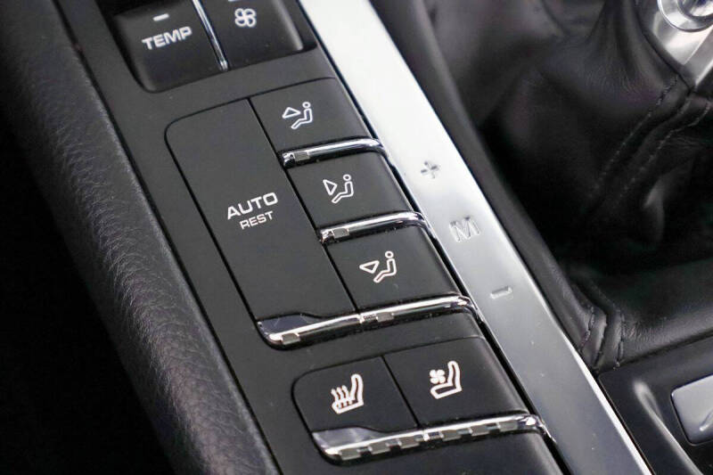 2016 Porsche Macan S