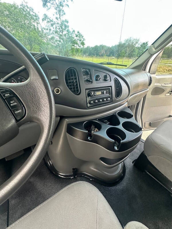 2006 Ford E-Series E-150 XL