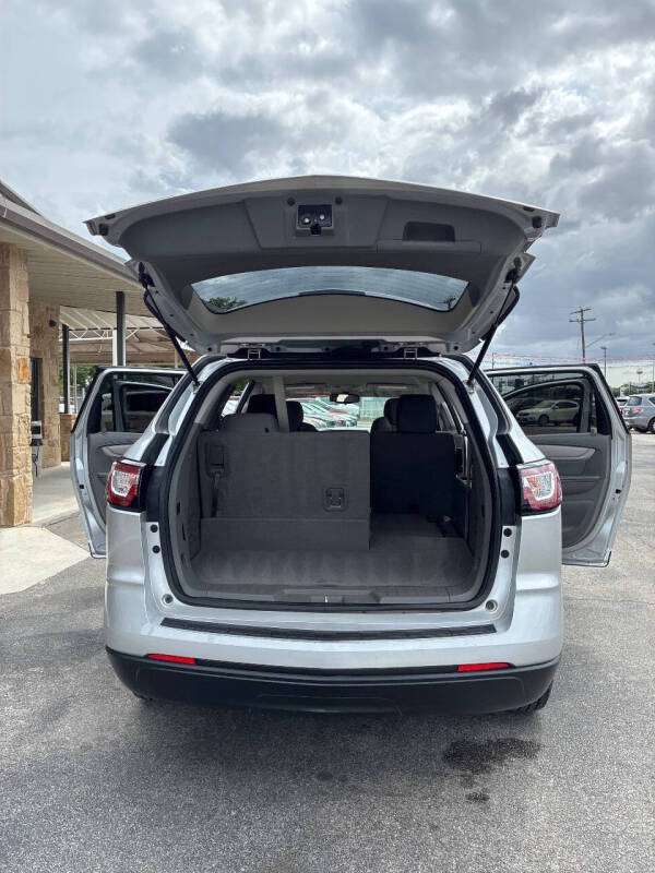2017 Chevrolet Traverse LS