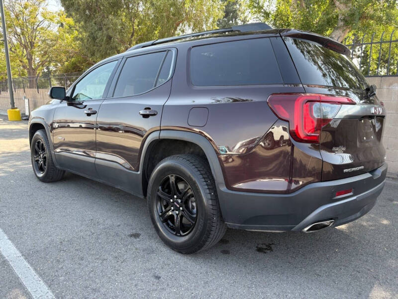 2021 GMC Acadia AT4