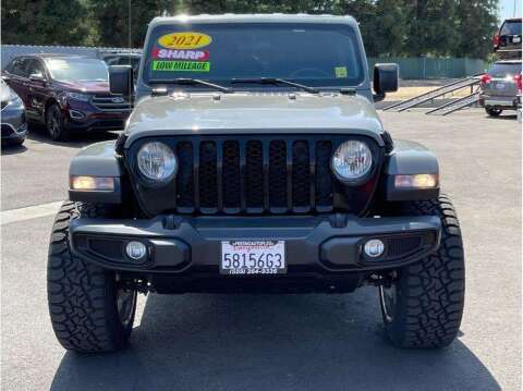 2021 Jeep Gladiator for sale at USED CARS FRESNO in Clovis CA