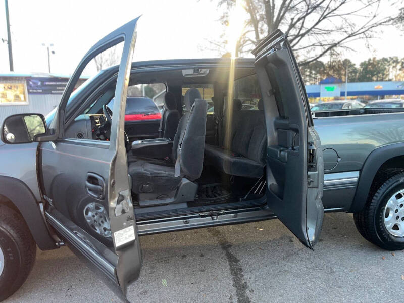2000 Chevrolet Silverado 1500 LS