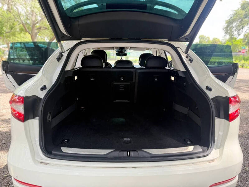 2017 Maserati Levante