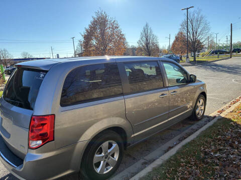 2013 Dodge Grand Caravan American Value Package