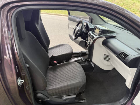 2014 Scion iQ