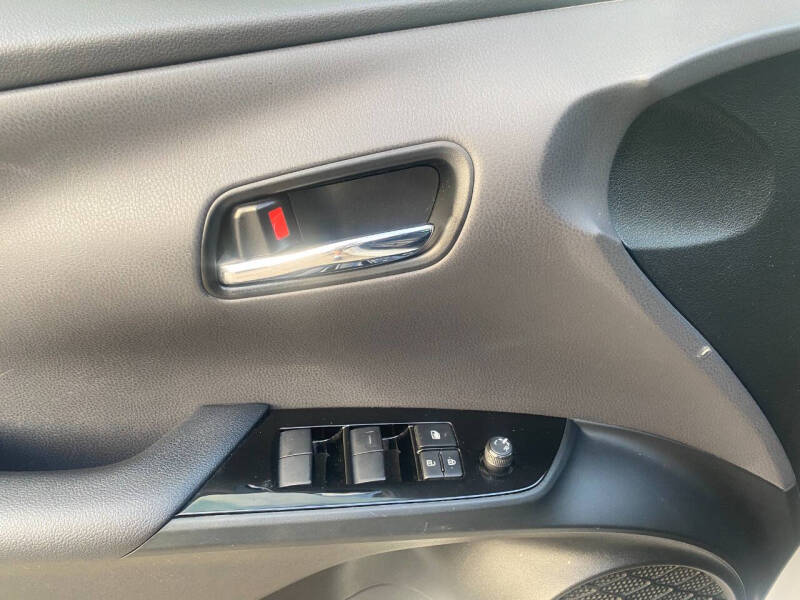 2022 Toyota Prius XLE