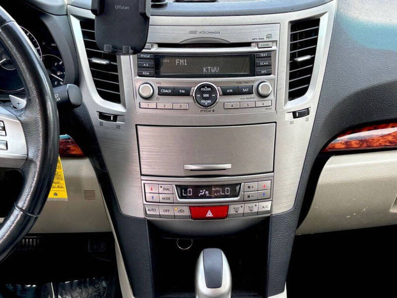 2011 Subaru Outback 2.5i Limited