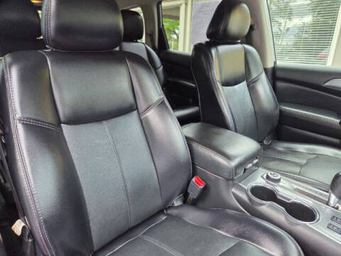 2020 Nissan Pathfinder SL