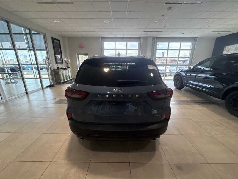 2026 Ford Escape Hybrid ST-Line Select