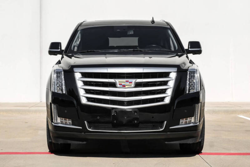 2016 Cadillac Escalade ESV Luxury Collection