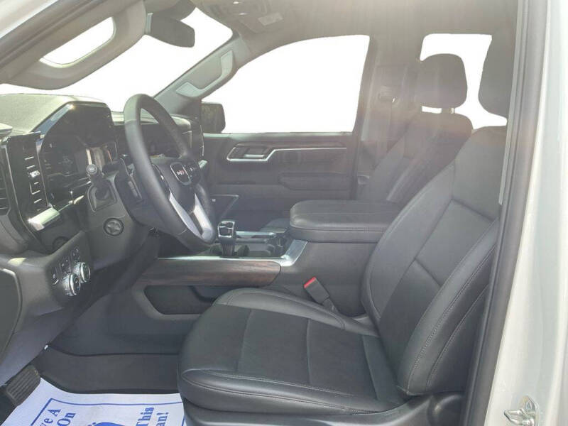 2025 GMC Sierra 1500