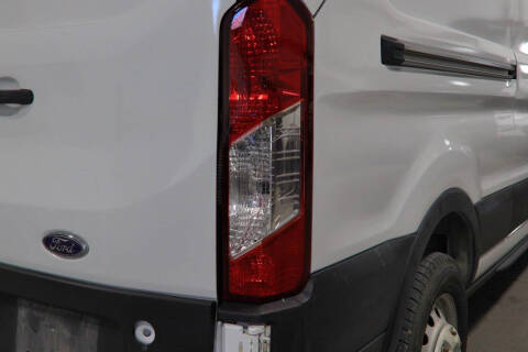2022 Ford Transit 250