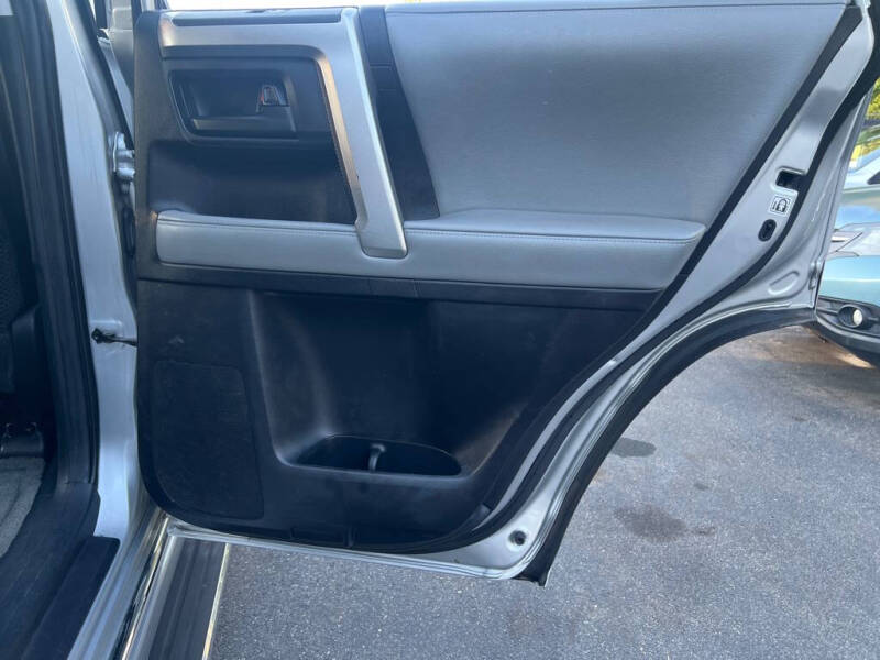 2013 Toyota 4Runner SR5