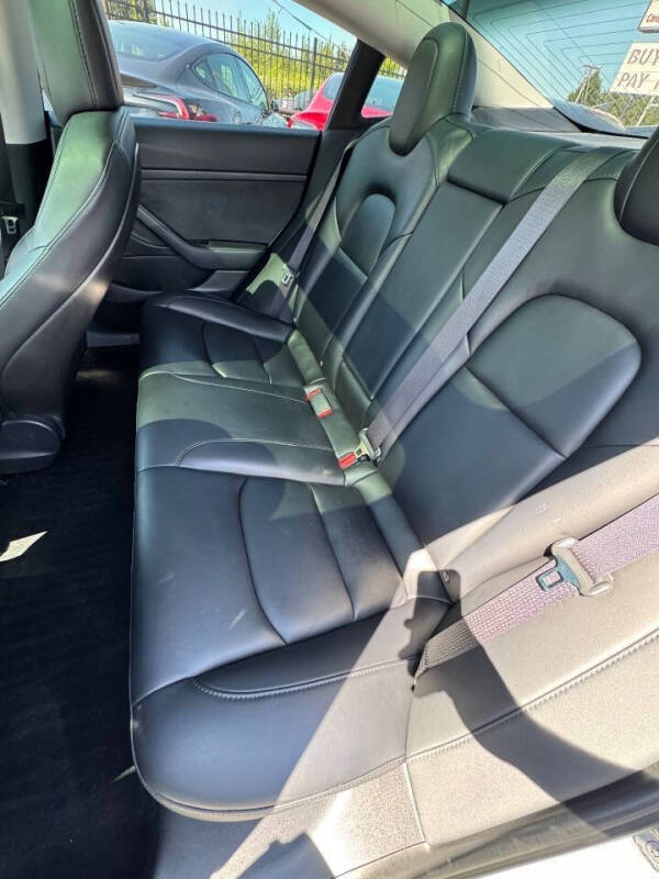 2020 Tesla Model 3 Standard Range Plus