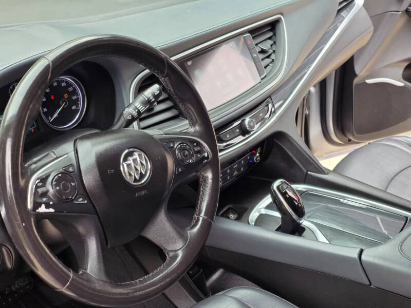 2019 Buick Enclave Essence