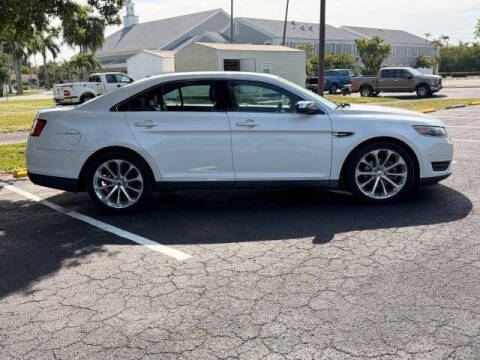 2018 Ford Taurus Limited