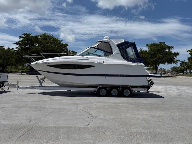 2012 Four Winns V305