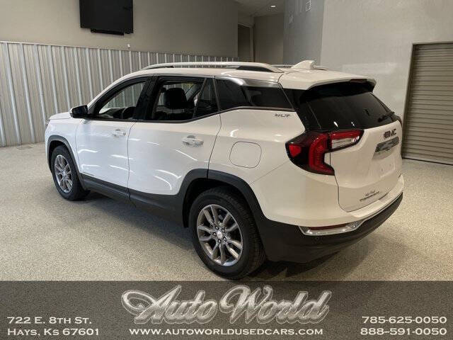 2022 GMC Terrain SLT