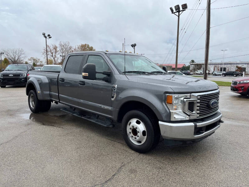 2022 Ford F-350 Super Duty XLT photo 5