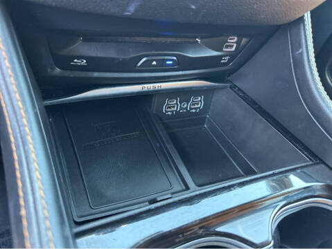 2023 Chrysler Pacifica Plug-In Hybrid Pinnacle