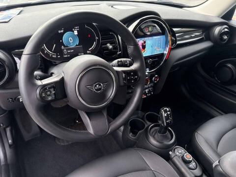 2022 MINI Hardtop 2 Door Oxford Edition