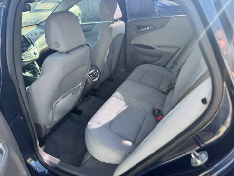 2017 Chevrolet Malibu LT