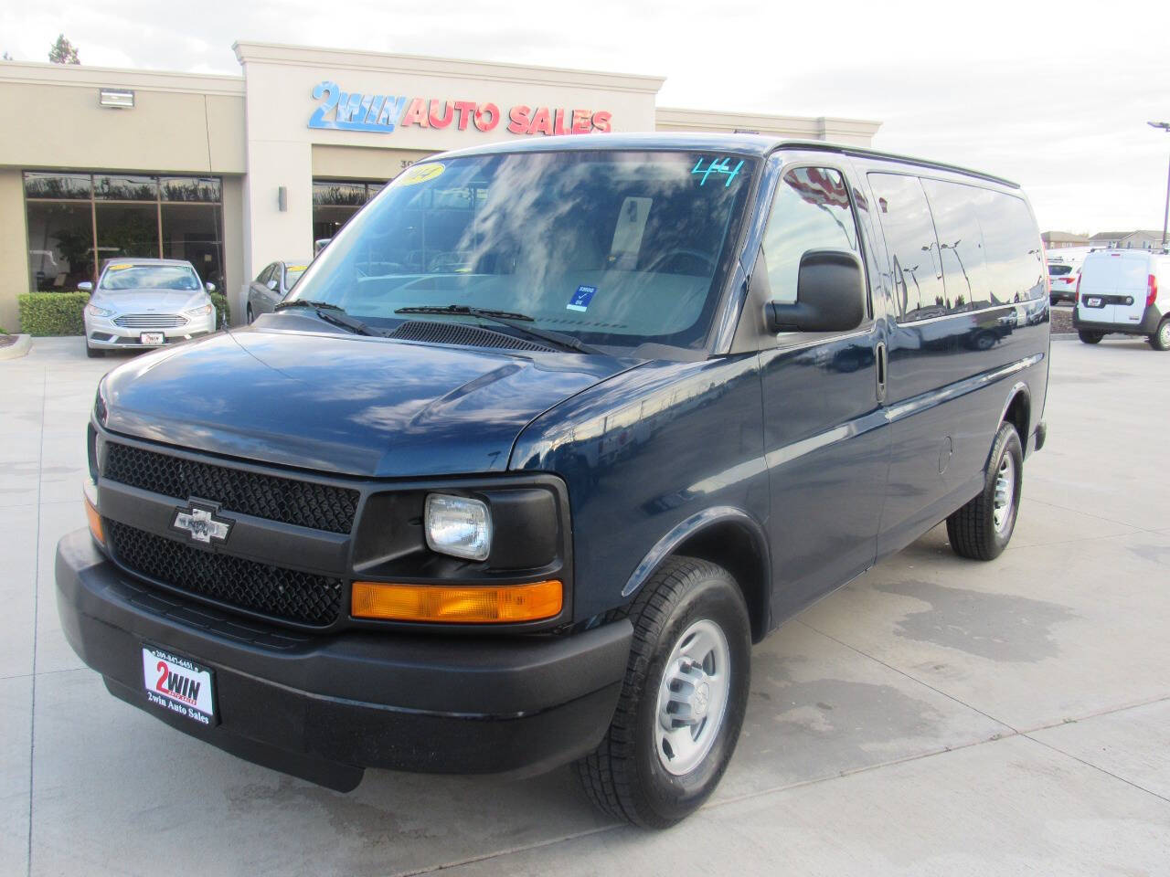 Blue 2014 Chevrolet Express LS 2500 LS 2500 3dr Passenger Van 1
