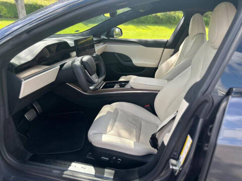 2022 Tesla Model S