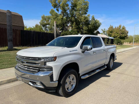 2020 Chevrolet Silverado 1500 for sale at PERRYDEAN AERO AUTO SALES in Sanger CA