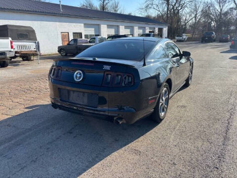 2014 Ford Mustang V6