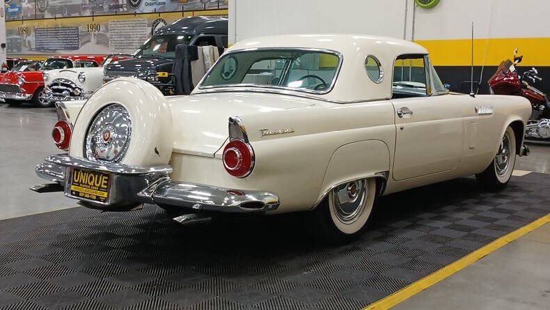 1956 Ford Thunderbird