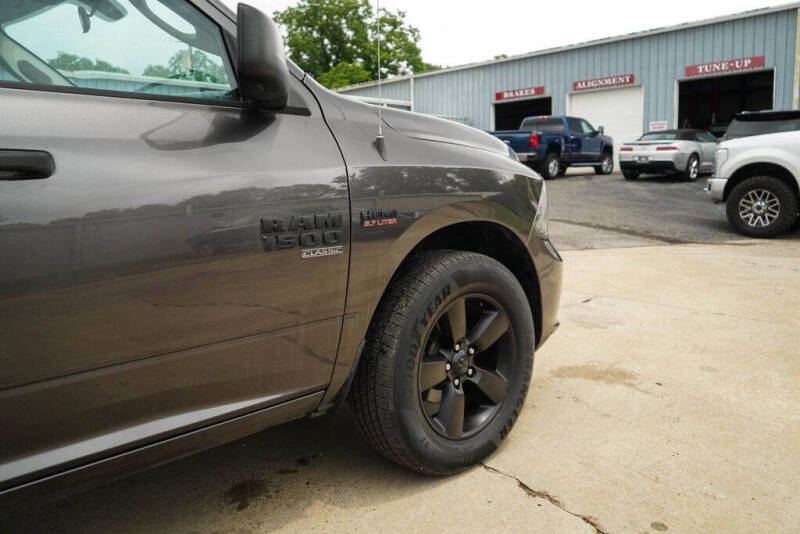 2019 RAM 1500 Classic Express